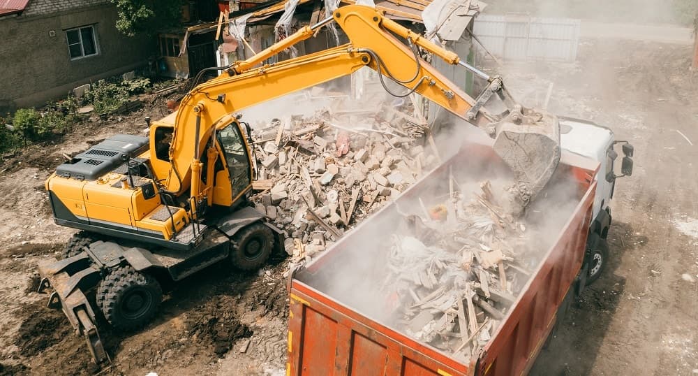 Chantier de démolition professionnel Debarreo à Isigny-sur-Mer - Intervention sécurisée et certifiée