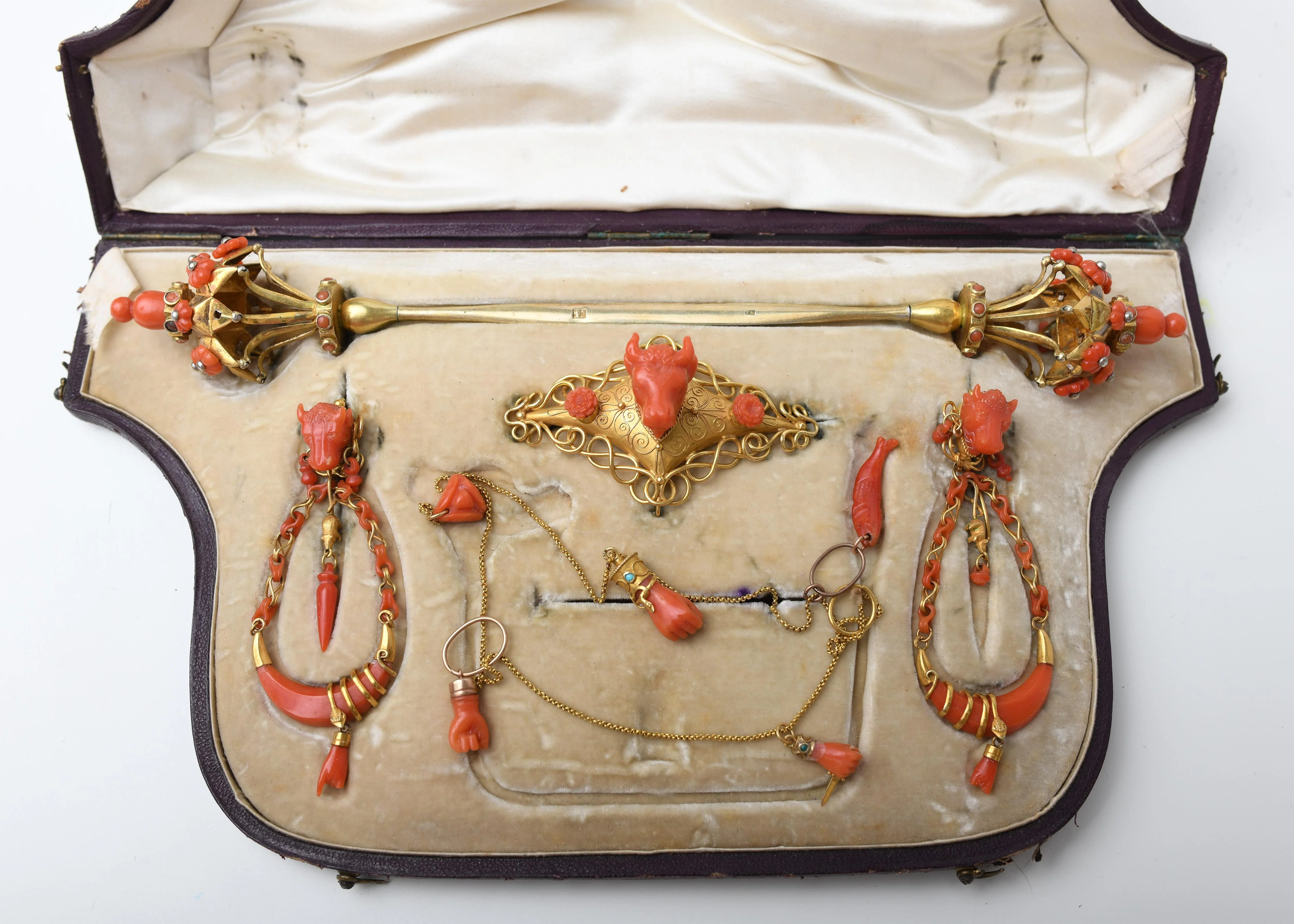 Parures & bijoux de famille