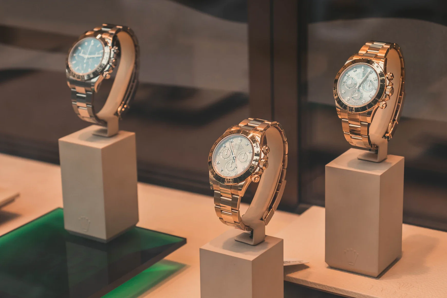 Estimation de montres de luxe par un expert horloger à Aurillac