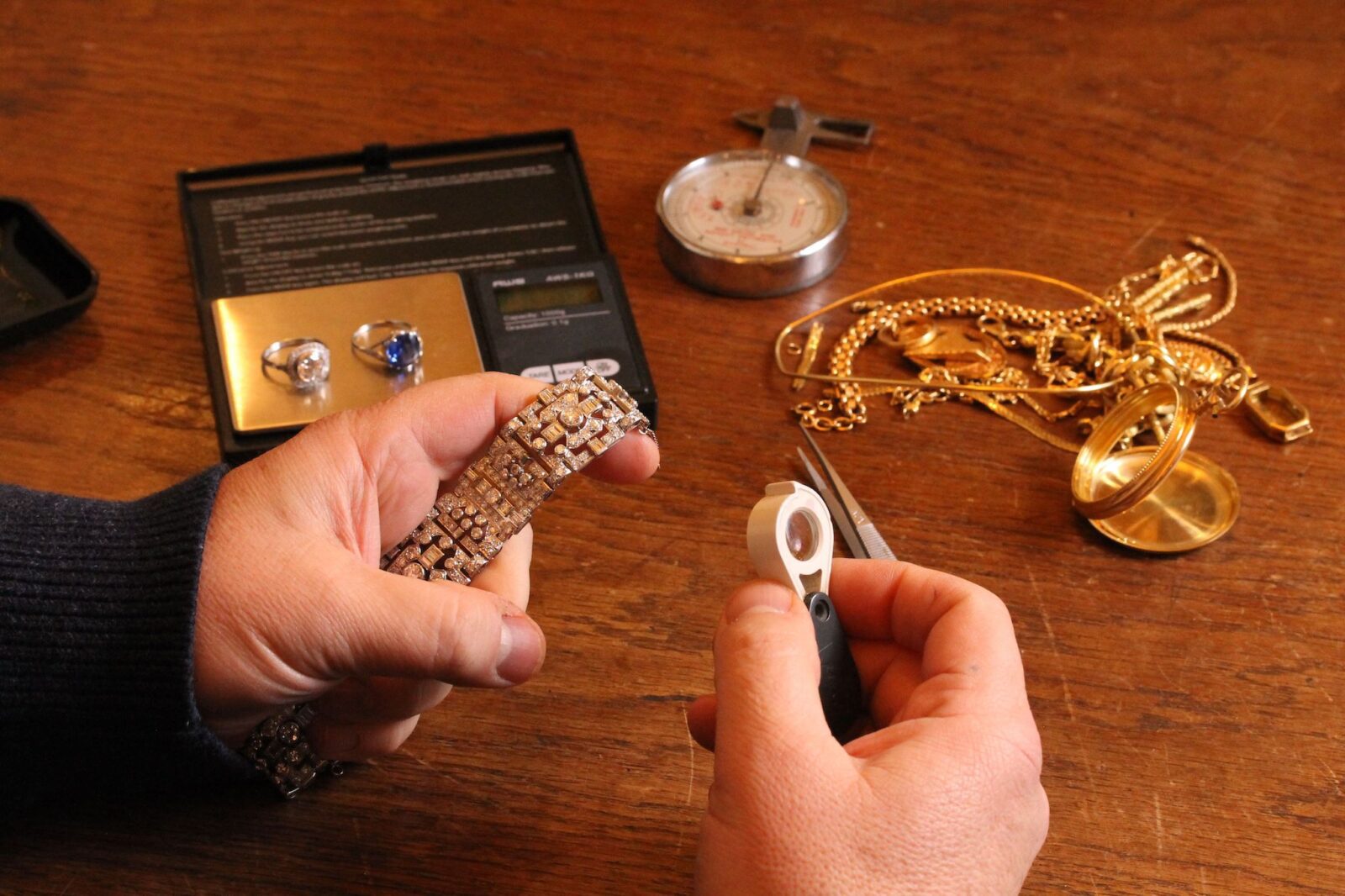Estimation et rachat de bijoux anciens et collections à Blagnac