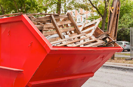 Benne à bois disponible à Challes-les-Eaux (73190) - Location bennes professionnelle - Debarreo