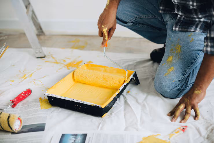 Artisan peintre professionnel en intervention